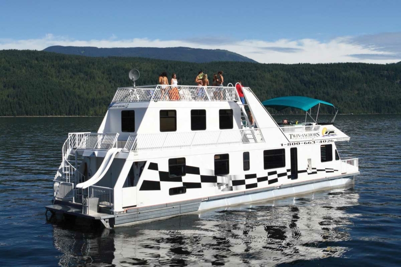 Twin Anchors Houseboat Vacations Good Friends. Luxurious Houseboats
