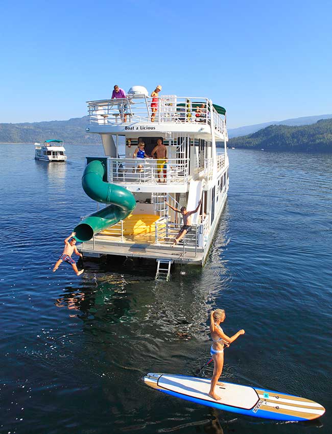 Twin Anchors Houseboat Vacations Good Friends Luxurious